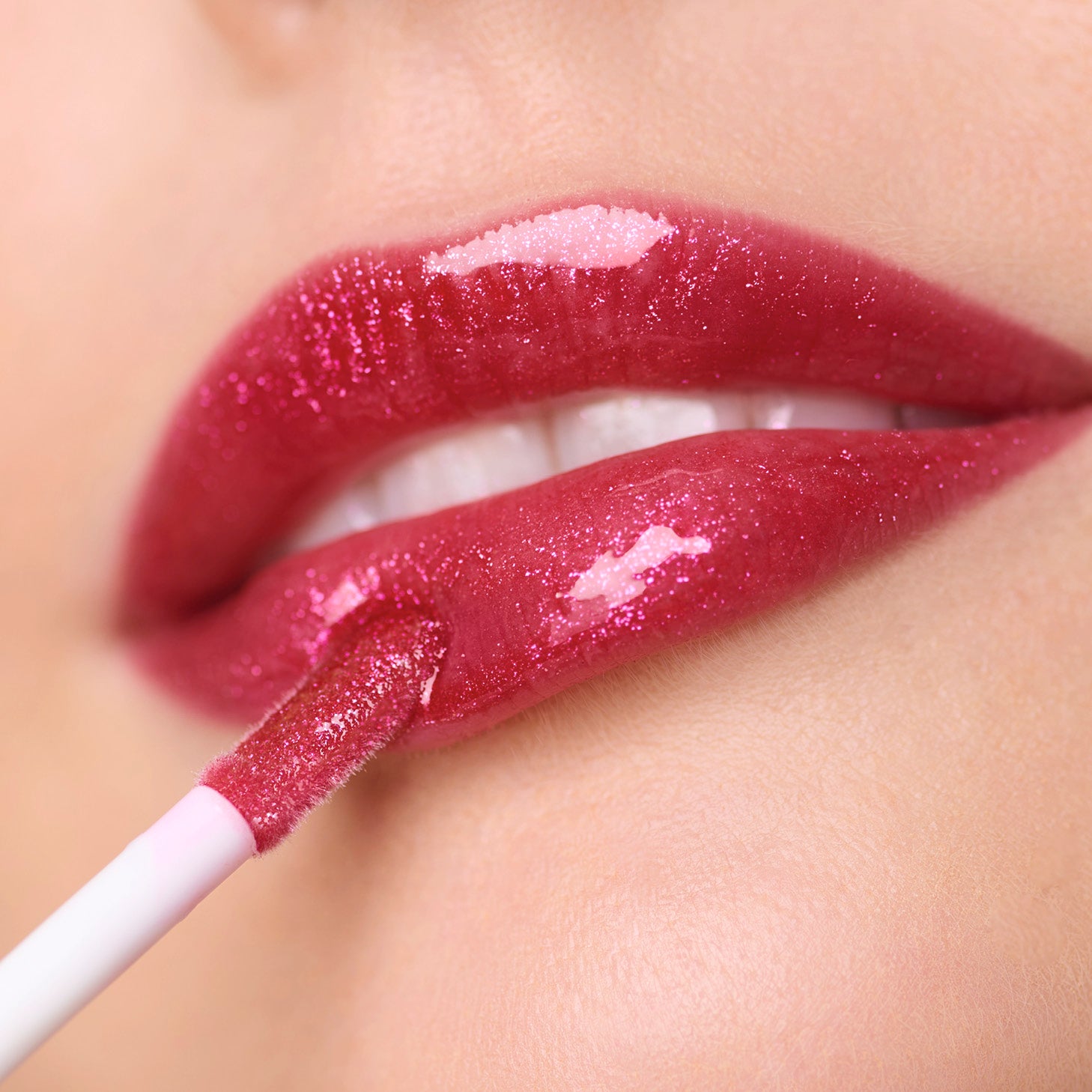 WONDER BLADING Top Gloss - Red Glitter - Image 5